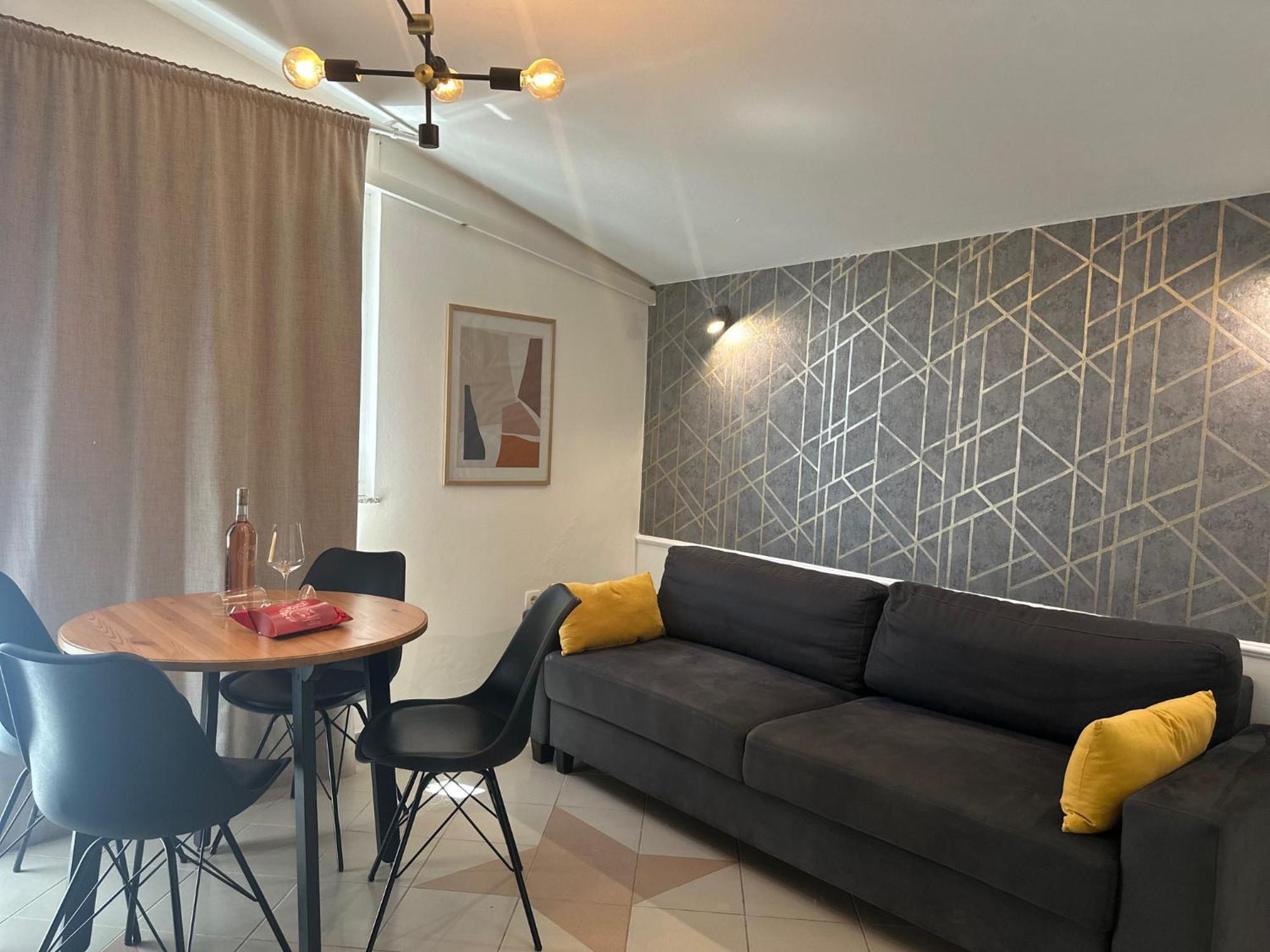Apartments & Villa Tisno Obrovac Bagian luar foto